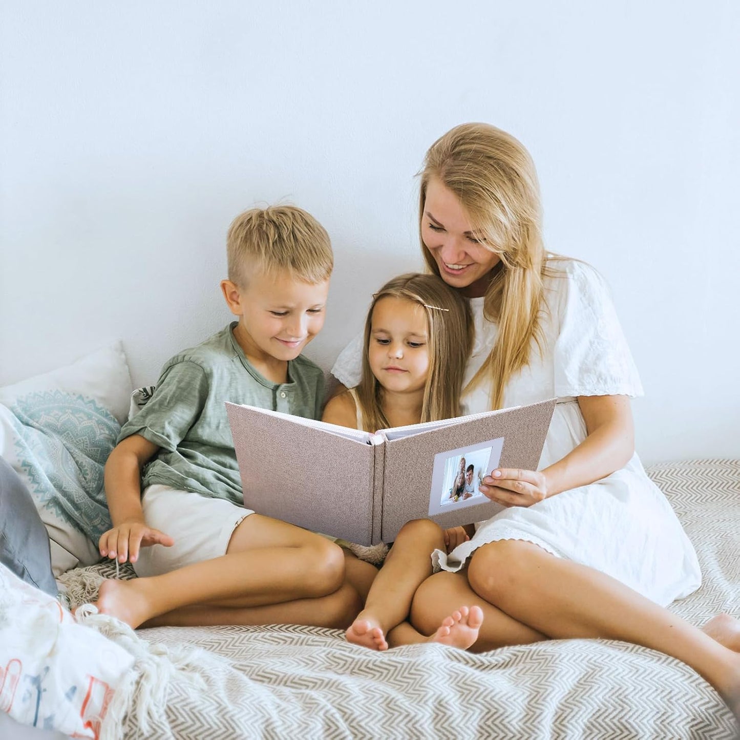 Photo Album Self Adhesive Pages Scrapbook Large Magnetic Photo Albums with Sticky Pages Scrapbooks for Wedding Baby for 4x6 5x7 8x10 Picture Photo Books 11x10.6 Yellow 40 Pages