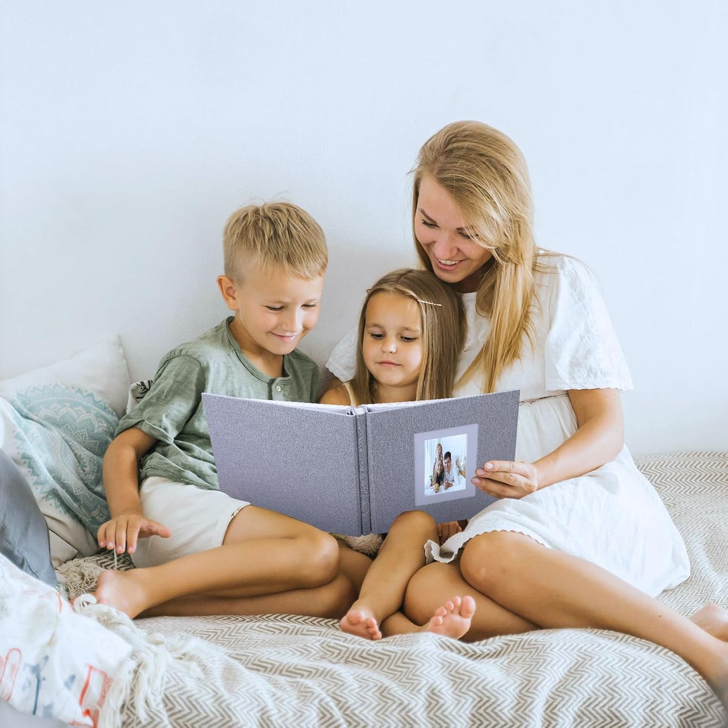 Photo Album Self Adhesive Pages Scrapbook Large Magnetic Photo Albums with Sticky Pages Scrapbooks for Wedding Baby for 4x6 5x7 8x10 Picture Photo Books 11x10.6 Grey 60 Pages