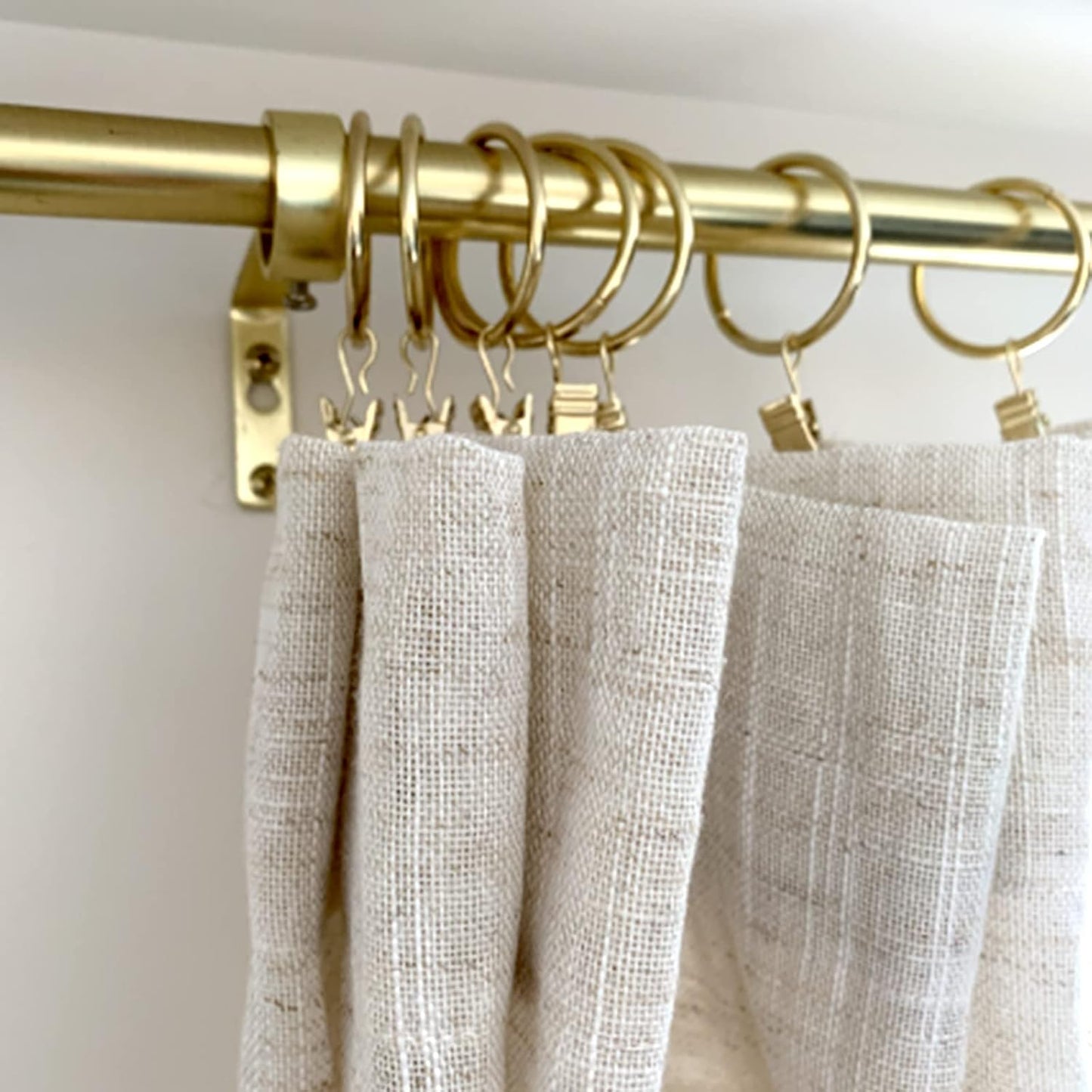 100 Pack Gold Curtain Rings with Clips, Curtain Hooks Hangers Clip Rings for Hanging Drapes Bows Hat, Drapery Rings 1.5 in I D, Fits up to 1.2 in Diameter Curtain Rod.