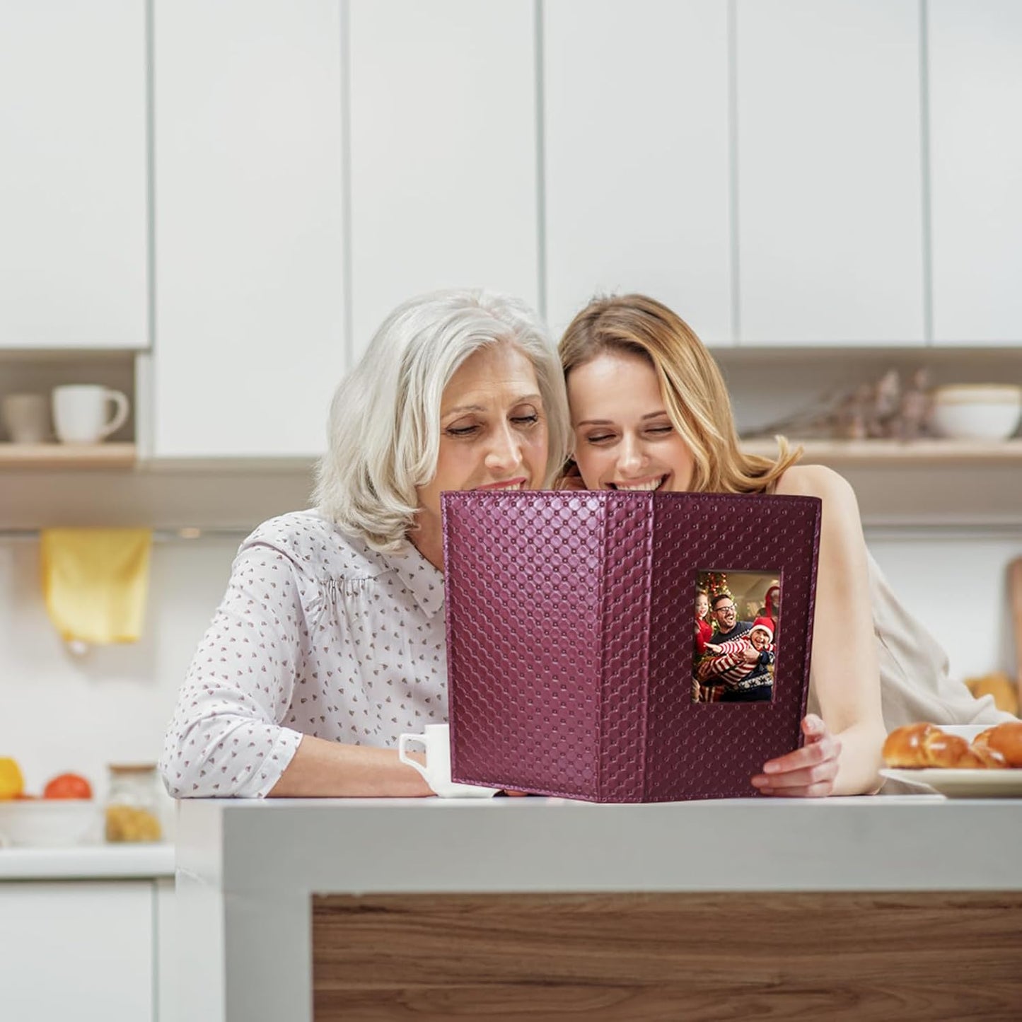 RECUTMS Photo Albums for 4x6 Photos Holds 300, 3 Per Pages Photo Picture Album PU Leather Button Grain Cover, Horizontal Photos Record Family Wedding Anniversary Baby Holiday Travel Album Wine Red