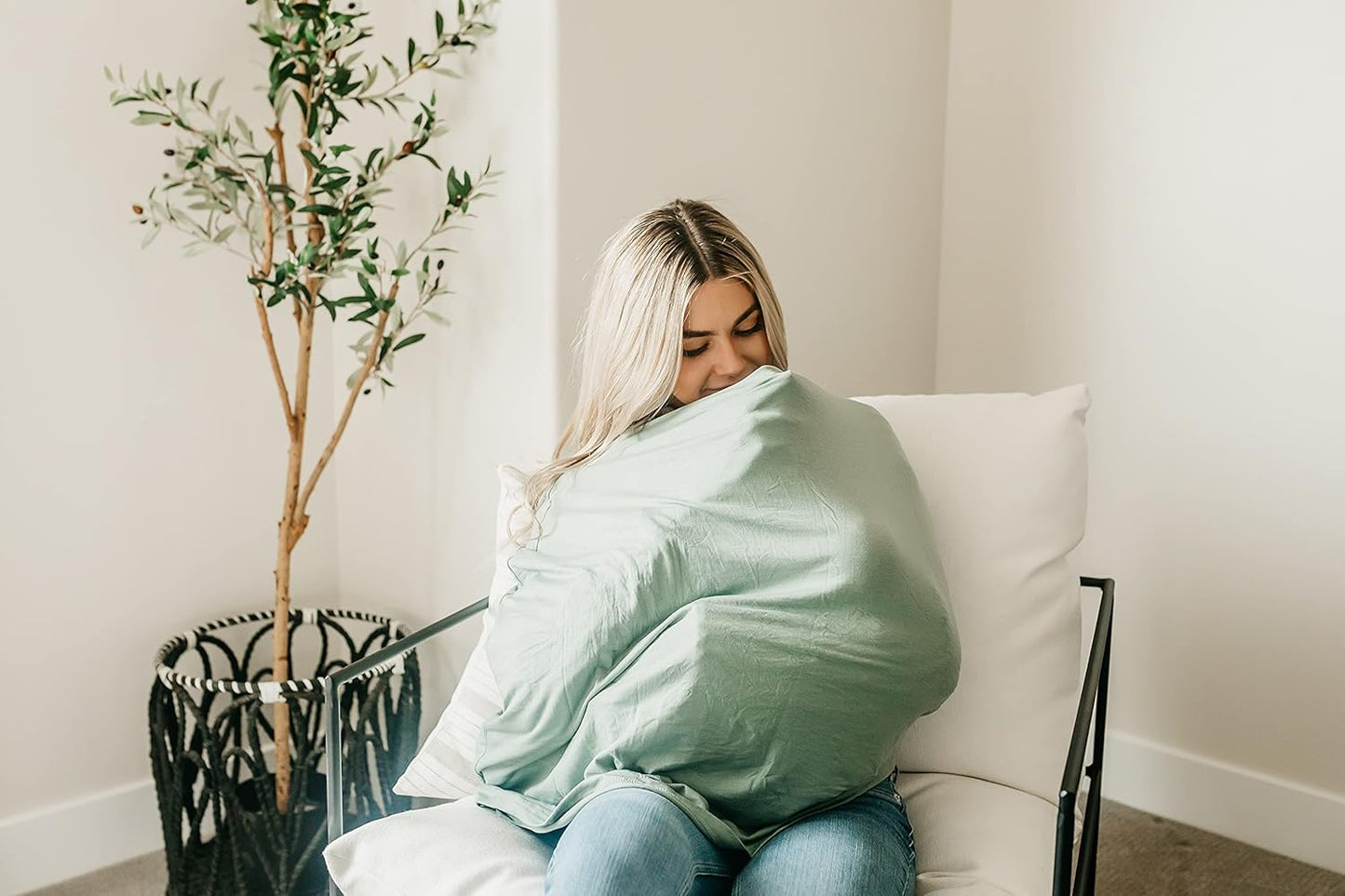 Copper Pearl Multi-Use Cover: Car Seat Covers, Nursing Cover, and Stroller Cover for Sun - Stretchy Fabric, All-Season Use, Stylish Designs, Easy Access for Moms - Briar