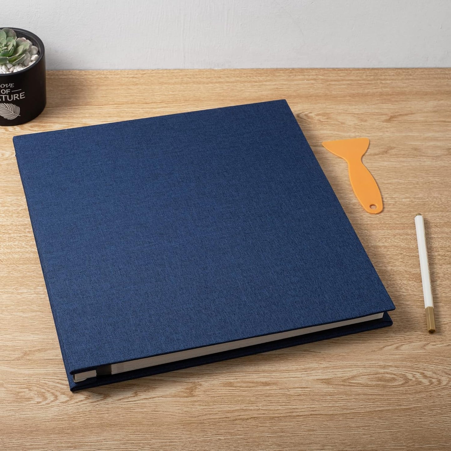 Large Photo Album Self Adhesive Scrapbook Album for 4×6 8×10 Pictures DIY Magnetic Linen Cover Album 60 Pages for Family Wedding Gifts with Metal Pen and Plastic Board