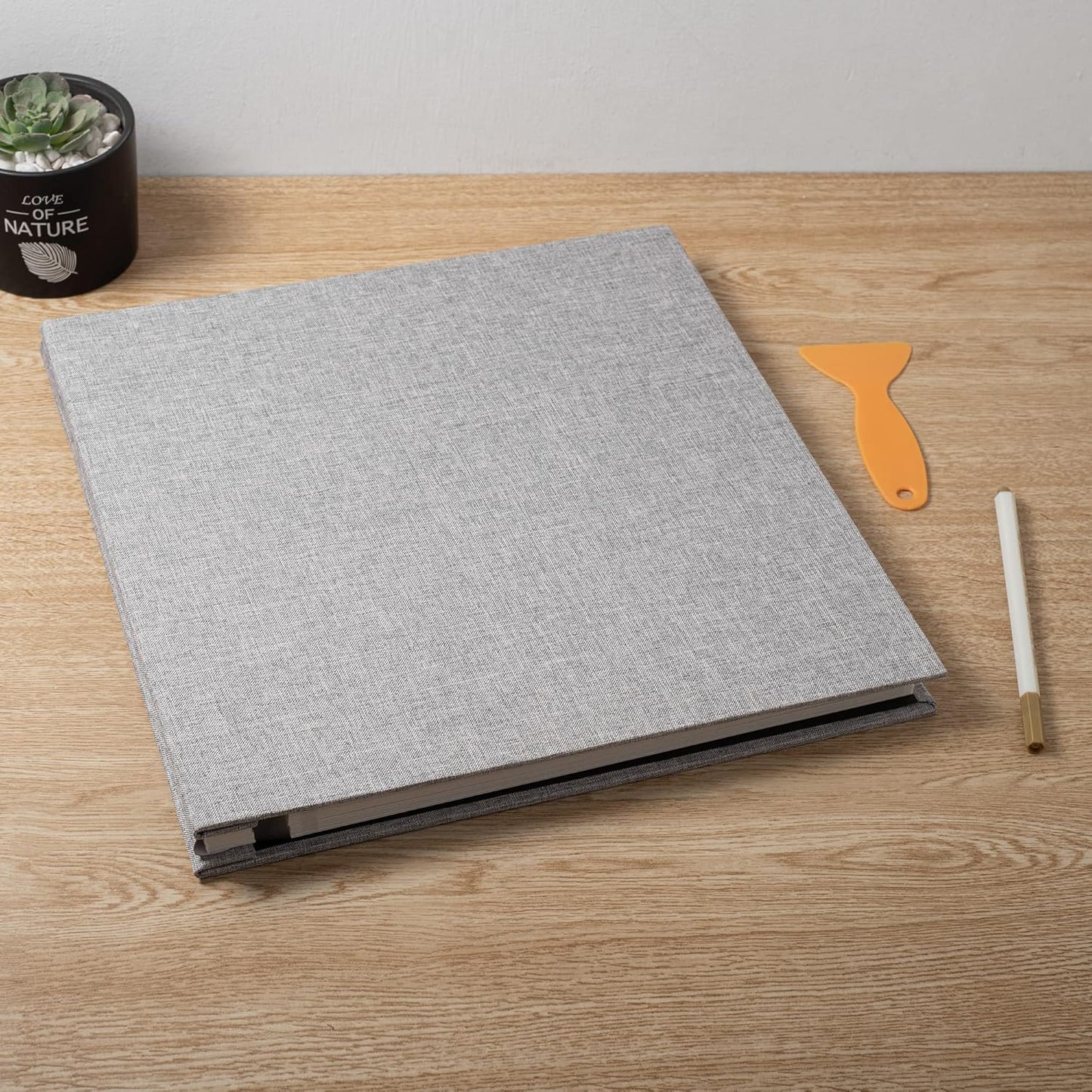 Large Photo Album Self Adhesive Scrapbook Album for 4×6 8×10 Pictures DIY Magnetic Linen Cover Album 60 Pages for Family Wedding Gifts with Metal Pen and Plastic Board