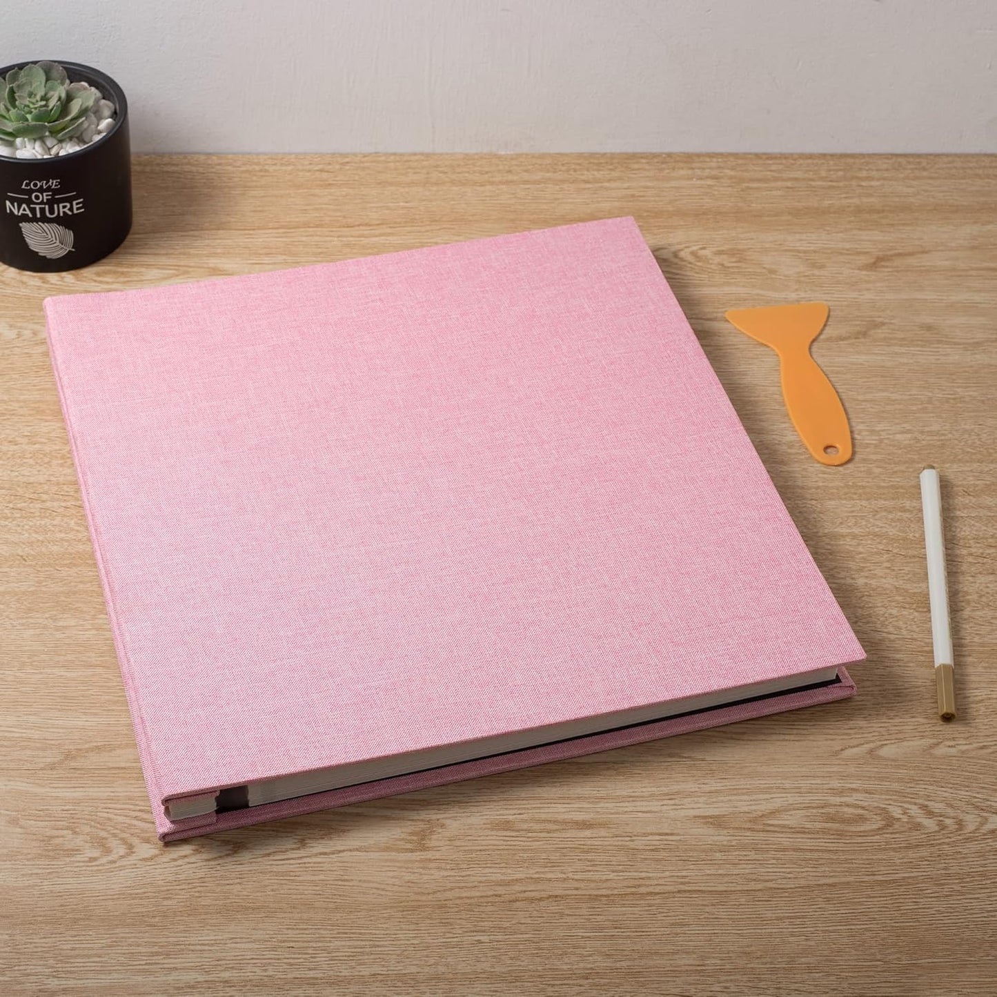 Large Photo Album Self Adhesive Scrapbook Album for 4×6 8×10 Pictures DIY Magnetic Linen Cover Album 60 Pages for Family Wedding Gifts with Metal Pen and Plastic Board