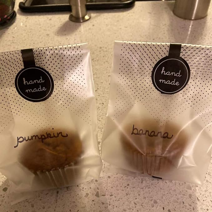 (200Pcs)100pcs Translucent Plastic Bags/Bakery Bags with 100pcs Hand made Stickers for Cookie Cake Chocolate Candy Snack Wrapping Good for Bakery Party Supplies