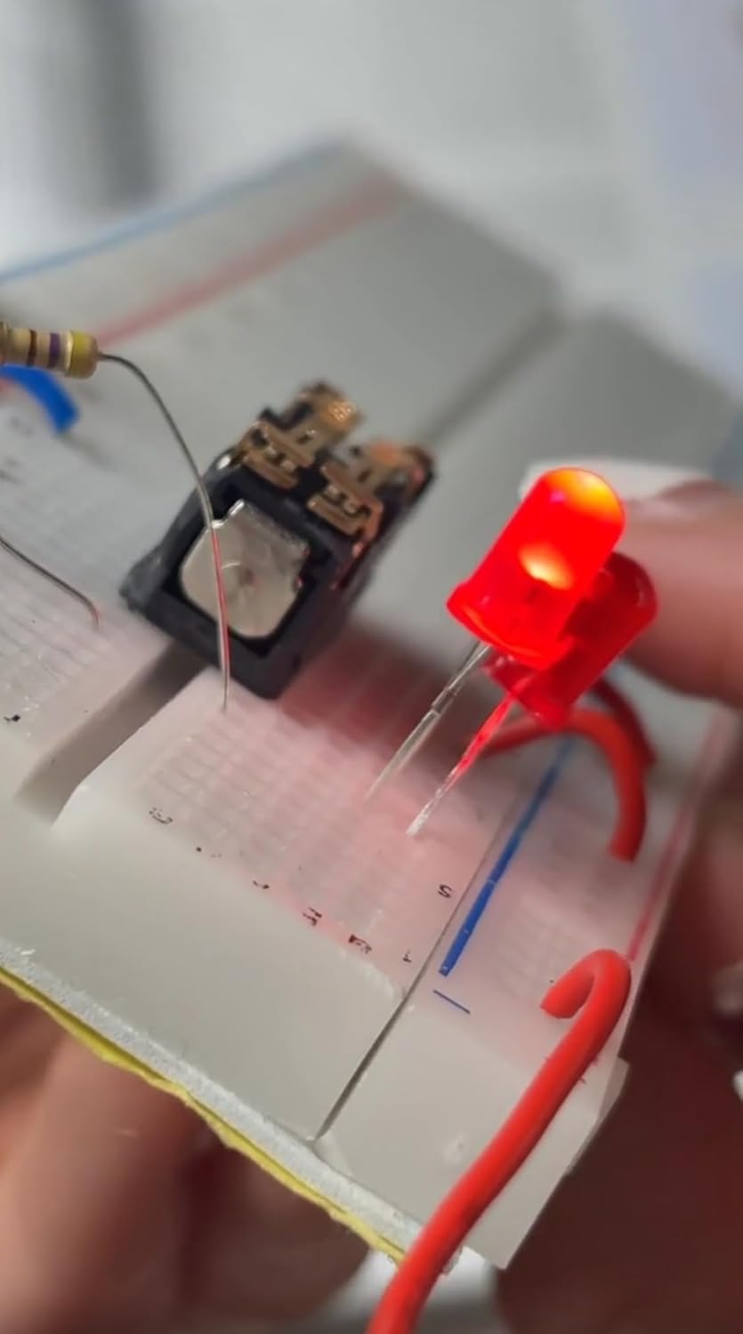 Make: Electronics 3rd Ed Kit 1 Economy - Beginner, Intermediate, & Advanced (Teen - Adult) Component Pack for The Experiments in Make: Electronics 3rd Ed by Charles Platt - Covers Sections 1-3
