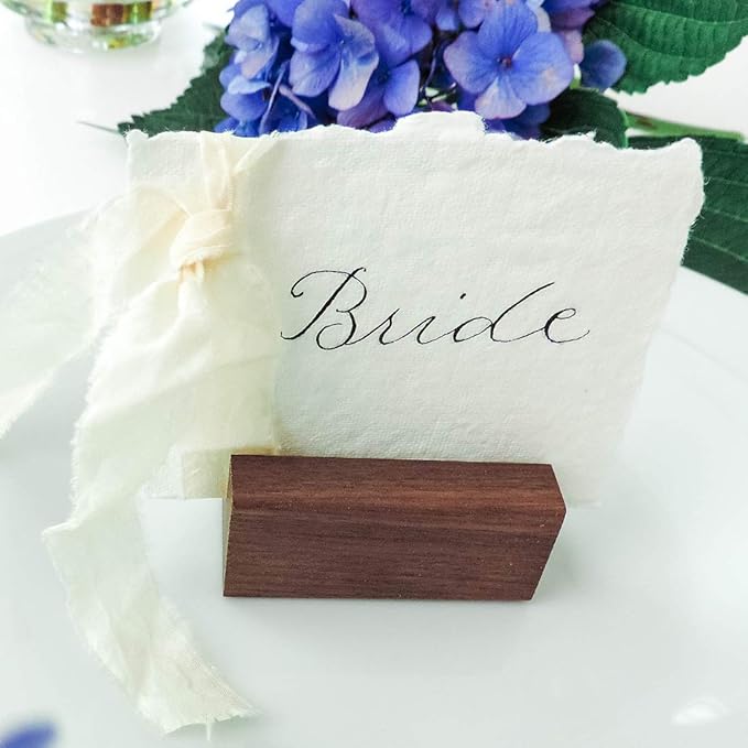 UNIQOOO 5 Pack Place Card Holders | Rustic Walnut Wood Escort Cards Display Stands | Table Number Sign & Photo Stand | Perfect for Retail Shop Cafe Home Wedding Dinner Party Events Decoration