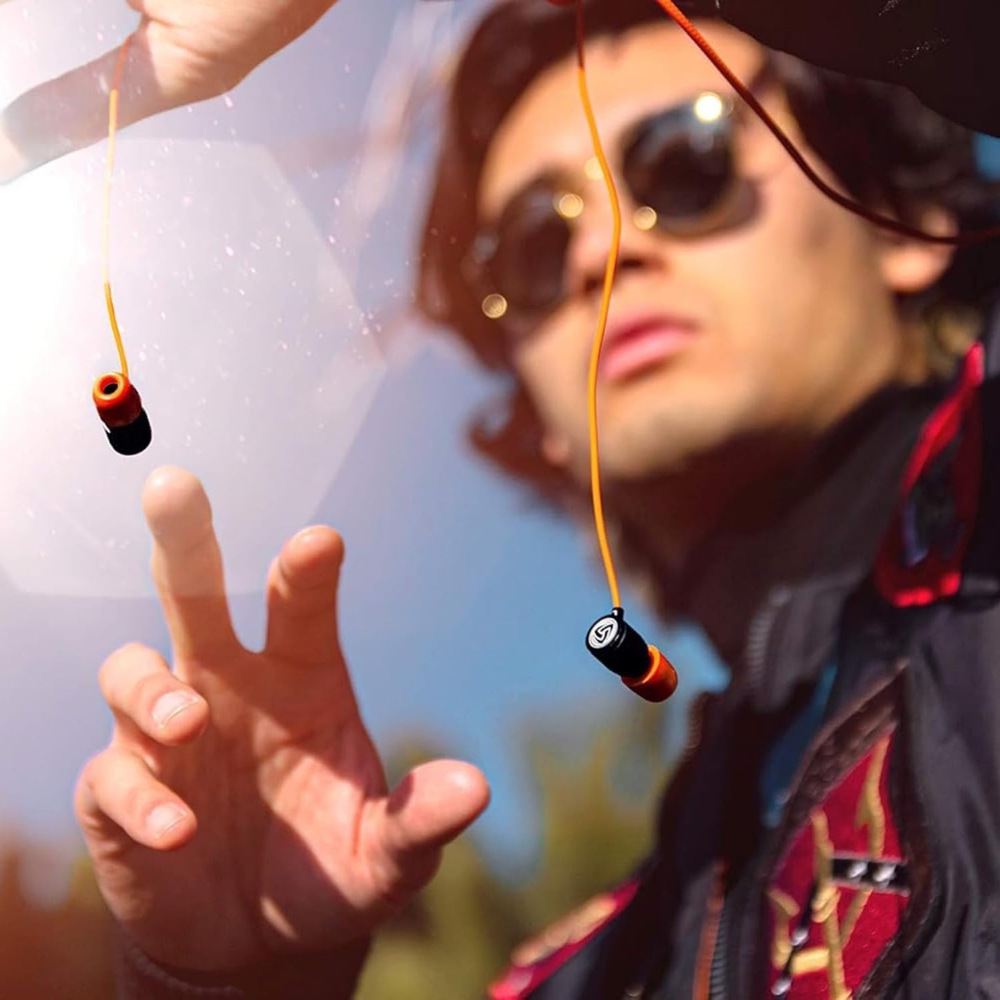 LUDOS Ultra USB C Headphones for iPhone 16 15 Pro Max Plus iPad Pro, 5 Years Warranty, Magnetic USB-C Earbuds for Samsung Galaxy S24 S23 Ultra S22 S21 FE S20 A55 A54 A53, USB Type C Earphone - Orange