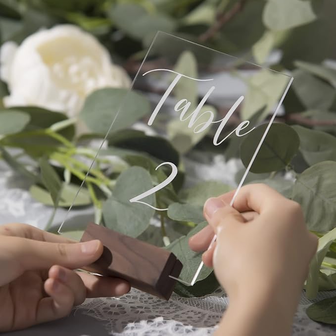 UNIQOOO 5 Pack Place Card Holders | Rustic Walnut Wood Escort Cards Display Stands | Table Number Sign & Photo Stand | Perfect for Retail Shop Cafe Home Wedding Dinner Party Events Decoration