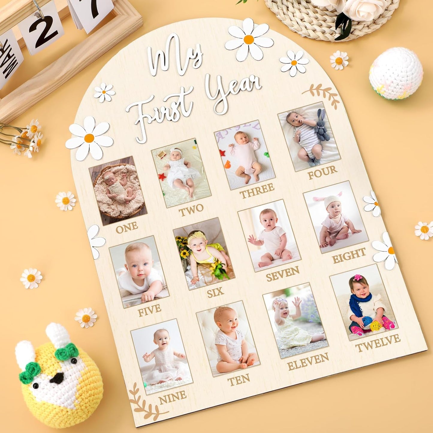 Daisy First Year Photo Board Flower Birthday Party Wooden Board Decorations 12 Monthly Milestone Picture Frame One Year Old Wood Sign 1st Birthday Photo Banner for Baby Girls Keepsake Gift Supply
