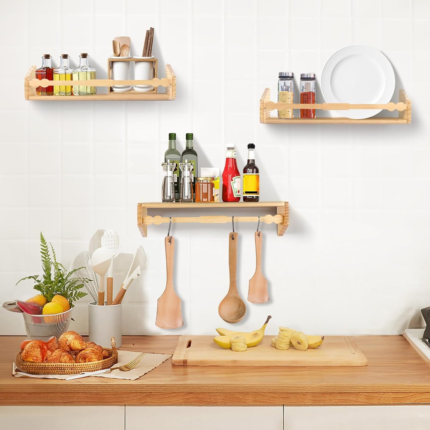 comfoyar Nursery Book Shelves Set of 3, 15.7 Inch Solid Pine Floating Shelves for Wall, Hanging Bookshelf for Kids Boys Girls Baby, Decoration for Bedroom Kitchen Bathroom Playroom, Natural