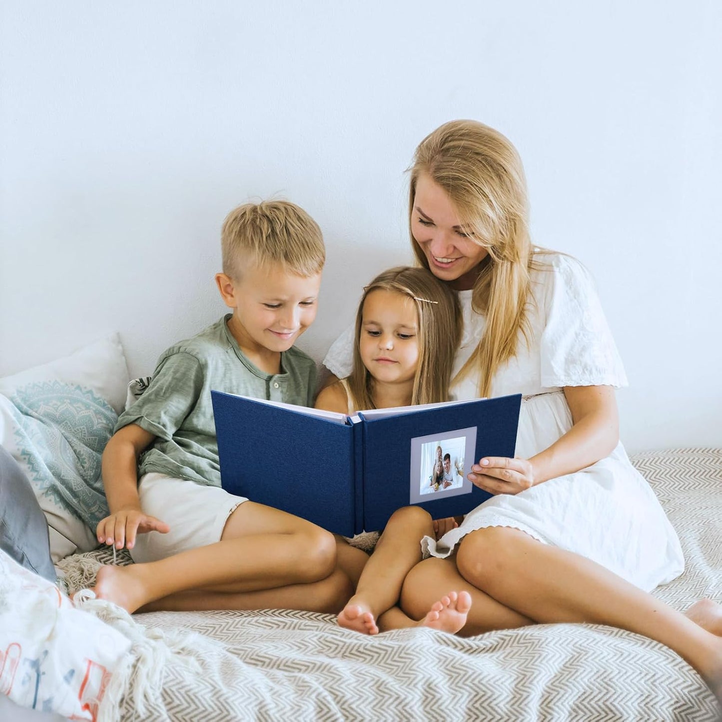 Photo Album Self Adhesive Pages Scrapbook Large Magnetic Photo Albums with Sticky Pages Scrapbooks for Wedding Baby for 4x6 5x7 8x10 Picture Photo Books 13.2x12.8 Blue 40 Pages