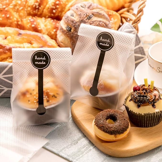 (200Pcs)100pcs Translucent Plastic Bags/Bakery Bags with 100pcs Hand made Stickers for Cookie Cake Chocolate Candy Snack Wrapping Good for Bakery Party Supplies