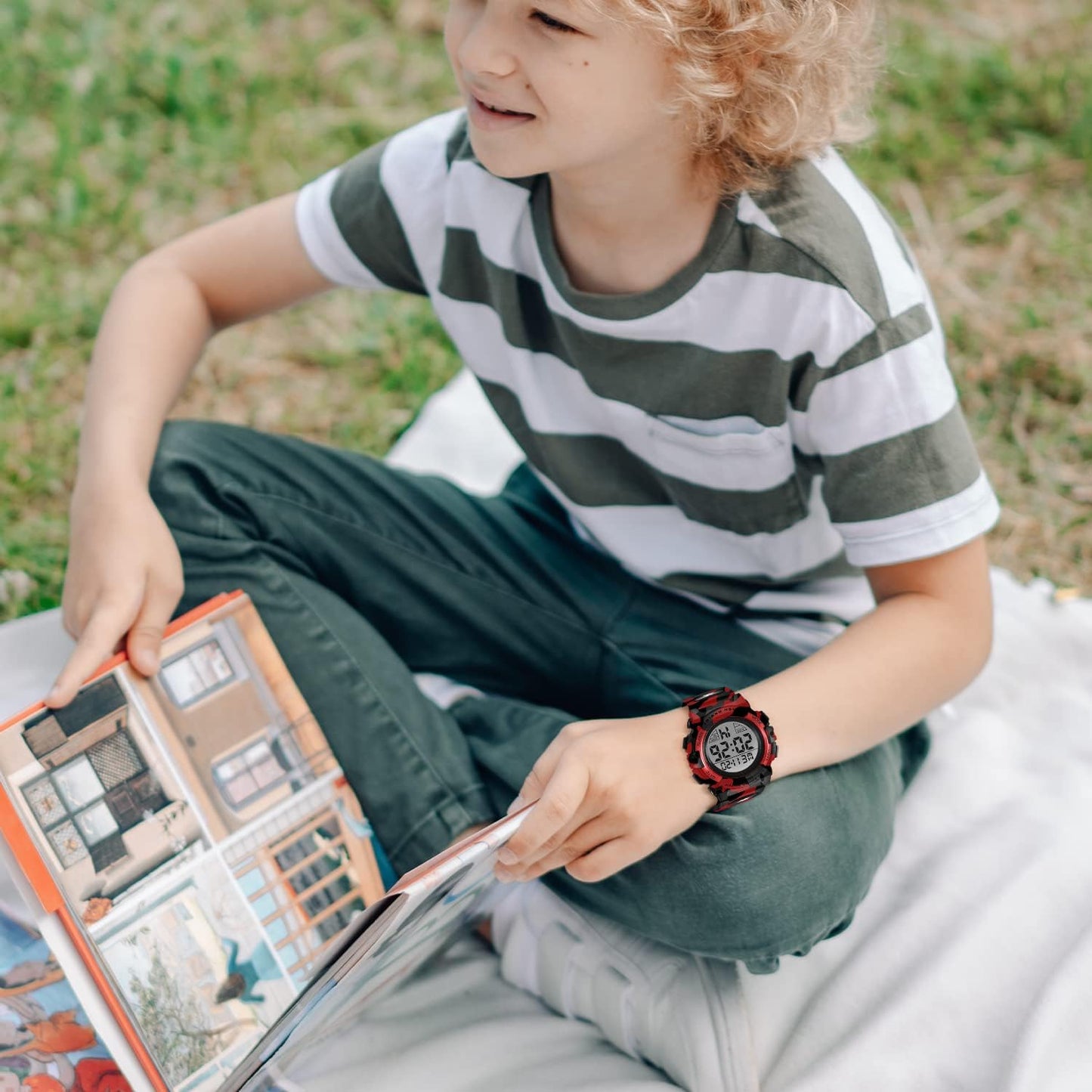 Kids Watch,Boys Watch for 3-15 Year Old Boys,Digital Sport Outdoor Multifunctional Chronograph LED 50 M Waterproof Alarm Calendar Analog Watch for Children with Silicone Band,Kids Gift