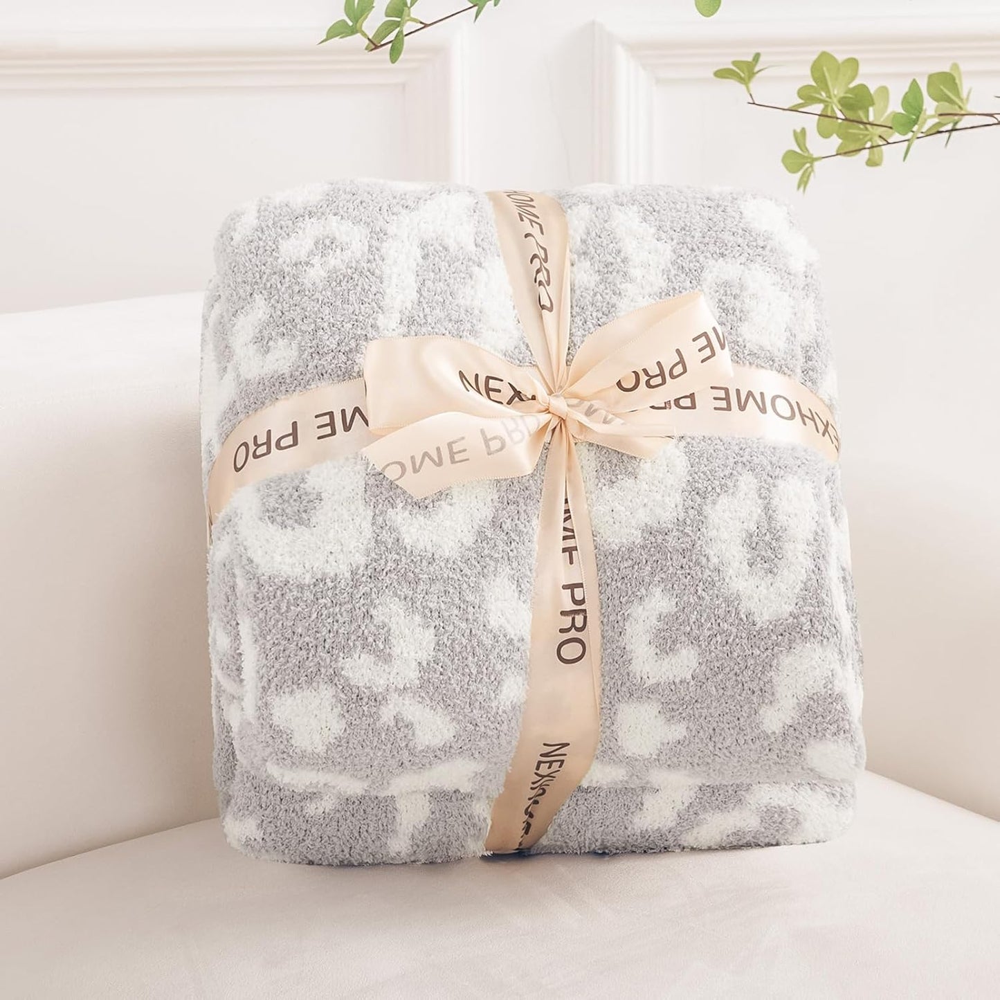 NEXHOME PRO Leopard Soft Blanket Twin Size, Fuzzy Throw Blanket for Couch Bed Sofa Picnic, Knit Blankets for Women Gifts Grey 60 x 80 inches