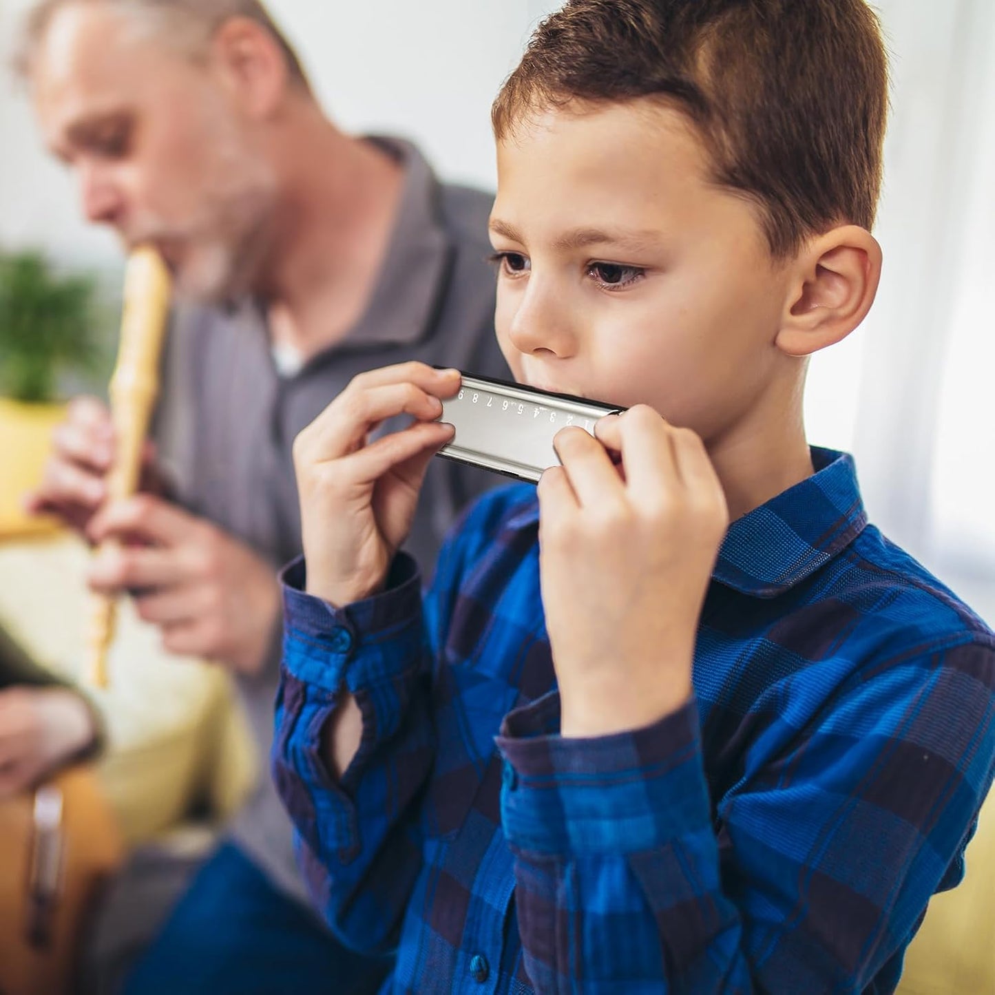 Liliful 10 Pcs 10 Hole Metal Kids Harmonica with Number Holes Musical Enlightenment Toys 5 Colors Educational Harmonica Instrument Charity Party Birthday Christmas Gifts for Girls Boys Adult Beginners