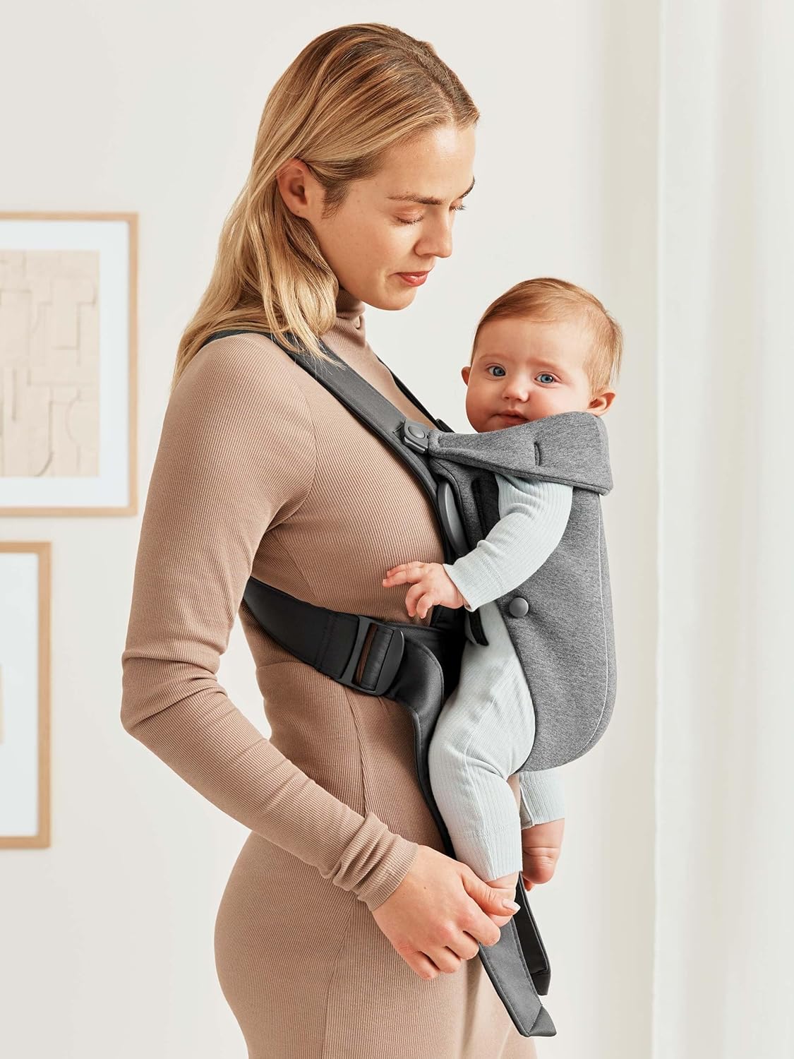 BabyBjörn Baby Carrier Mini, Dark Gray, 3D Jersey Infant Carrier (7-25 lbs), Ergonomic, Easy-to-Use