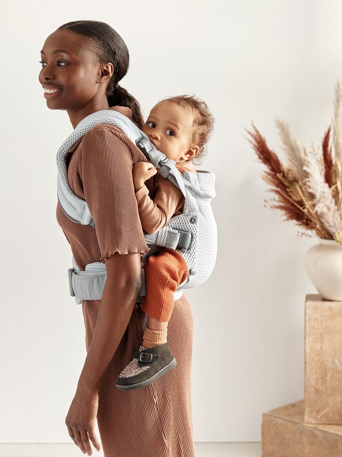 BabyBjörn Baby Carrier Harmony, Silver, 3D Mesh | 3-in-1 Ergonomic Baby Carrier; Newborn, Facing-In, Outward-Facing, and Back Carrying Positions Supported (7-40 lbs), Newborn to Toddler