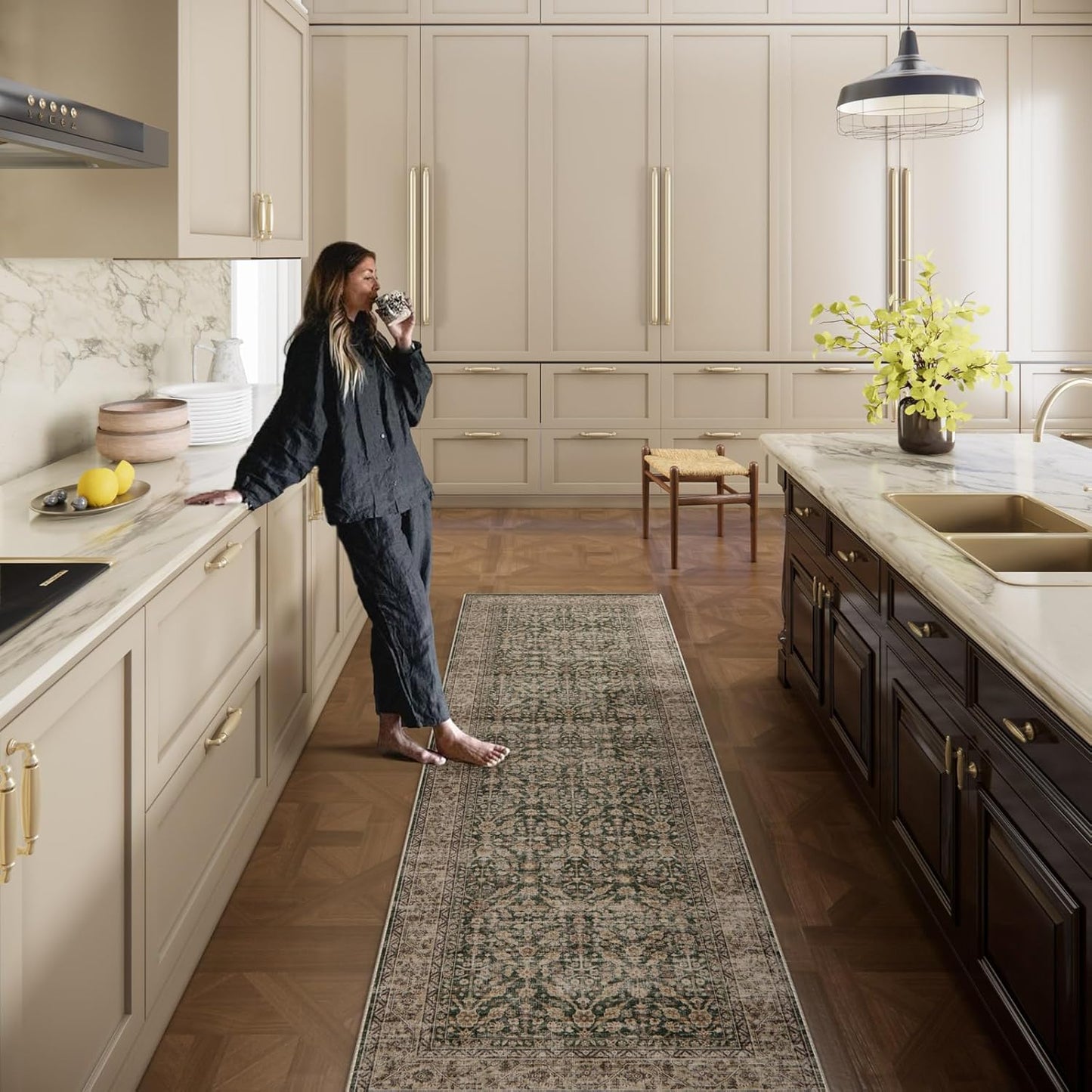 Machine Washable Hallway Runner Rugs: 2'x6' Kitchen Rug Stain Resistant Non Slip Low Pile Soft Carpet Runners for Hallways Indoor Entryway Kitchen Laundry Room Bedroom Bathroom Farmhouse