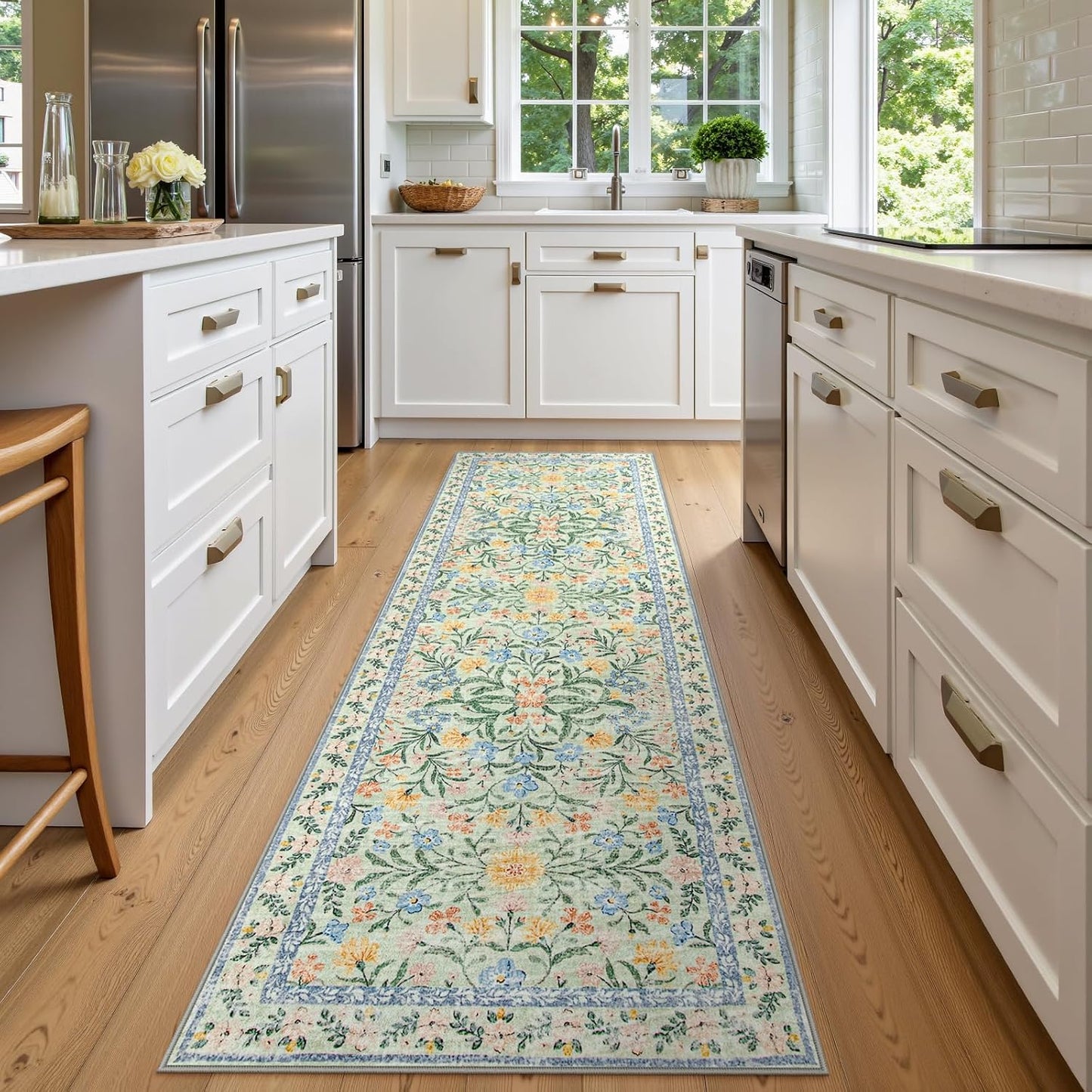 Wonnitar Washable Runners for Hallways, 2'6''x8' Floral Green Runner Rug for Kitchen Bathroom, Boho 8ft Non Silp Extra Long Rugs for Entryway Bedroom Laundry