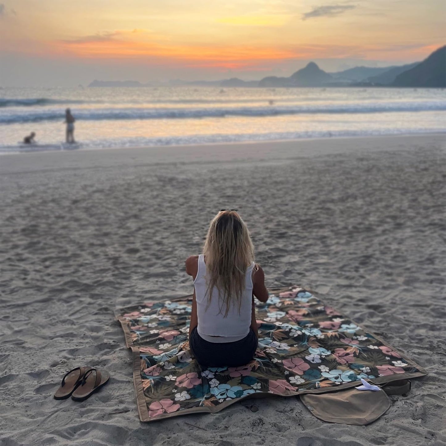 Little Unicorn 5'x5' Outdoor Family Picnic & Beach Blanket | Durable & Water-Resistant Fabric | Compact Fold & Easily Wipes Clean | Zipper Pocket (Hibiscus)