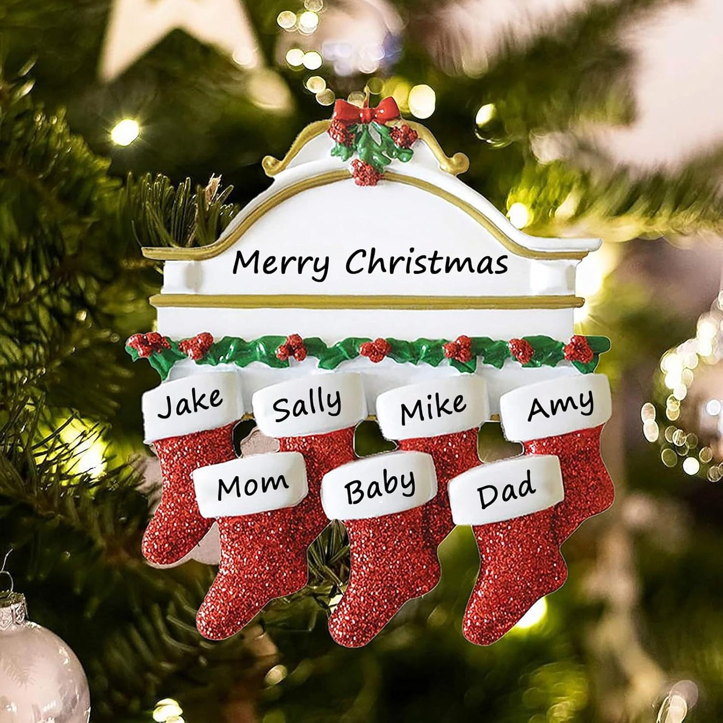 Personalized Christmas Ornaments 2025 Family of 2/3/4/5/6/7/8 Custom Christmas Stocking Ornament with Names Customized Ornaments for Xmas Tree,Family of 4