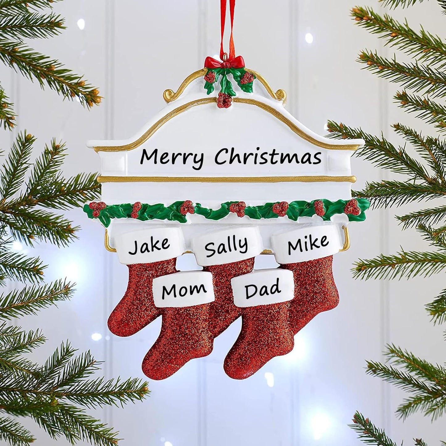Personalized Christmas Ornaments 2025 Family of 2/3/4/5/6/7/8 Custom Christmas Stocking Ornament with Names Customized Ornaments for Xmas Tree,Family of 6