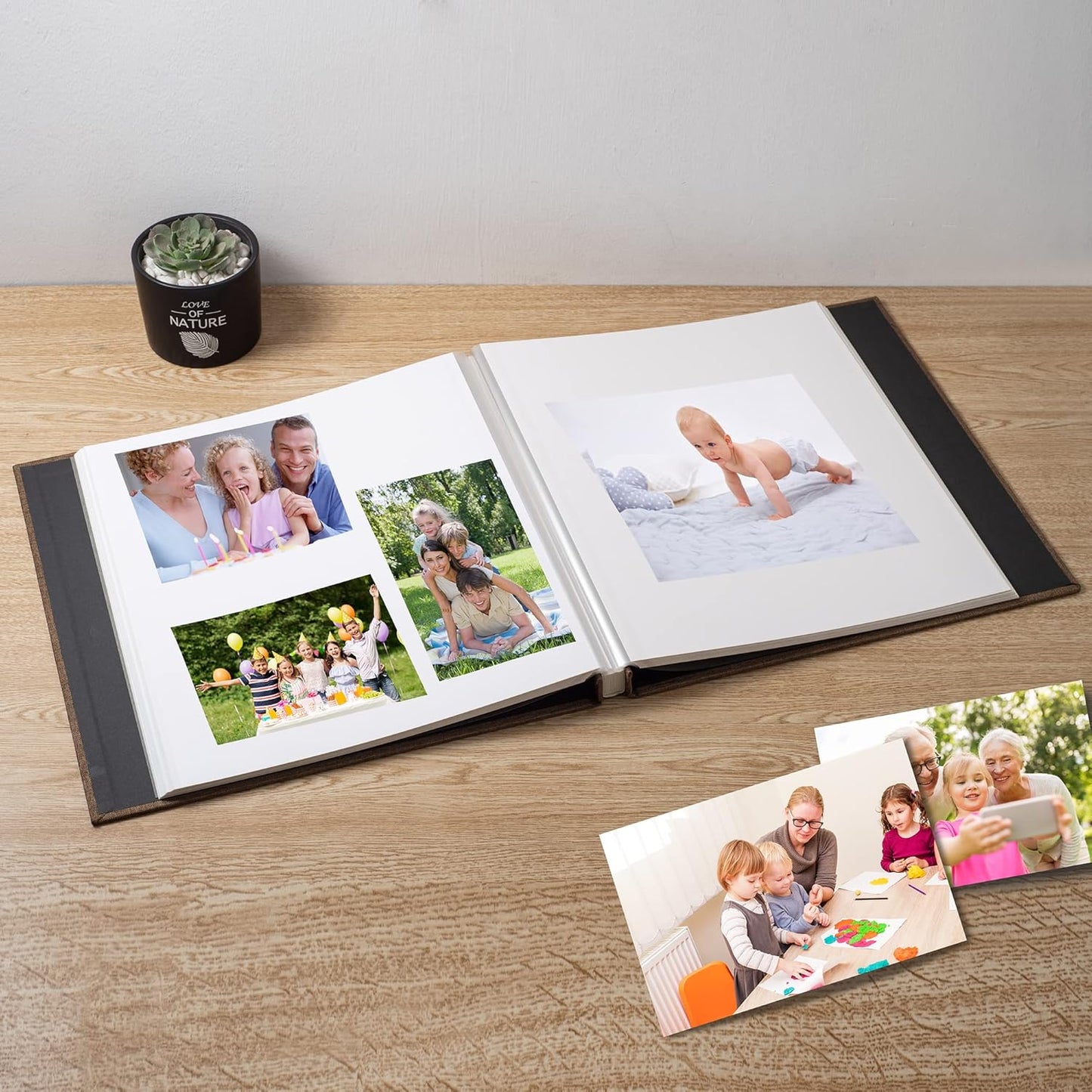 Large Photo Album Self Adhesive Scrapbook Album for 4×6 5×7 8×10 Pictures DIY Magnetic Linen Cover Album 40 Pages for Family Wedding Gifts with Metal Pen and Plastic Board