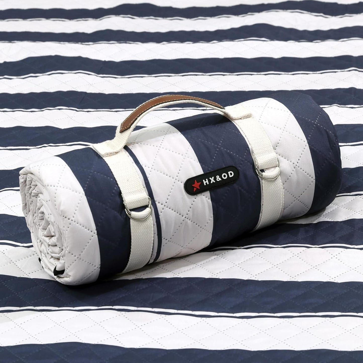 HX&OD Outdoor Picnic Blanket Extra Large, 80”x60” Waterproof Picnic Mat Foldable Camping Blanket Portable with Carry Strap for Beach Mat (Bule)