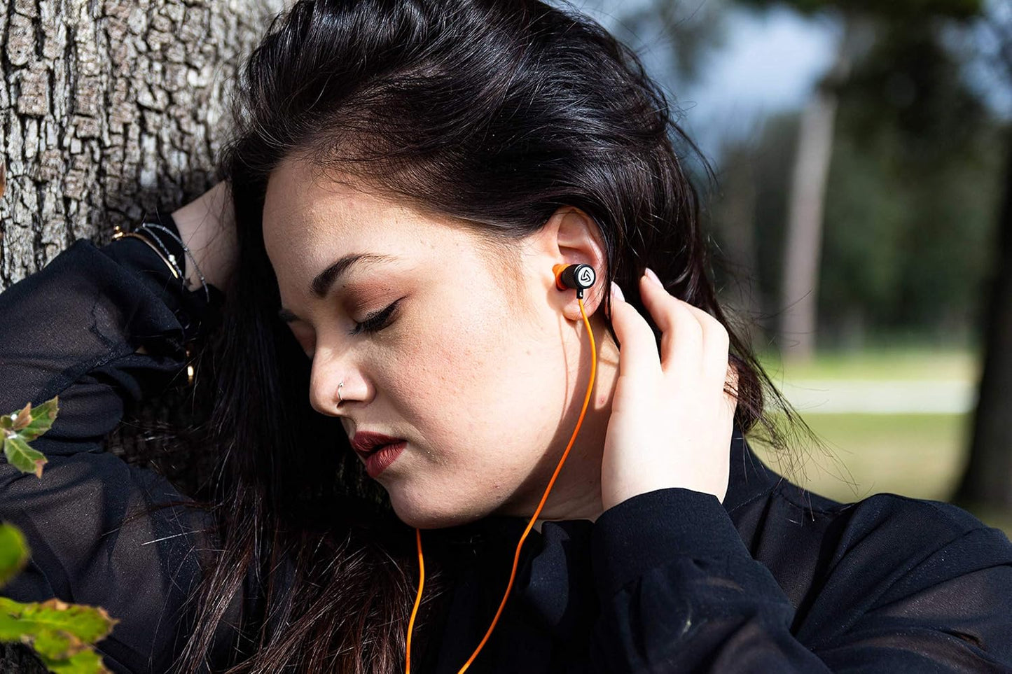 LUDOS Ultra Wired Earbuds in-Ear Headphones, 5 Years Warranty, Earphones with Microphone, Noise Isolating Ear Buds, Memory Foam for iPhone, Samsung, School Students, Kids, Women, Small Ears - Orange