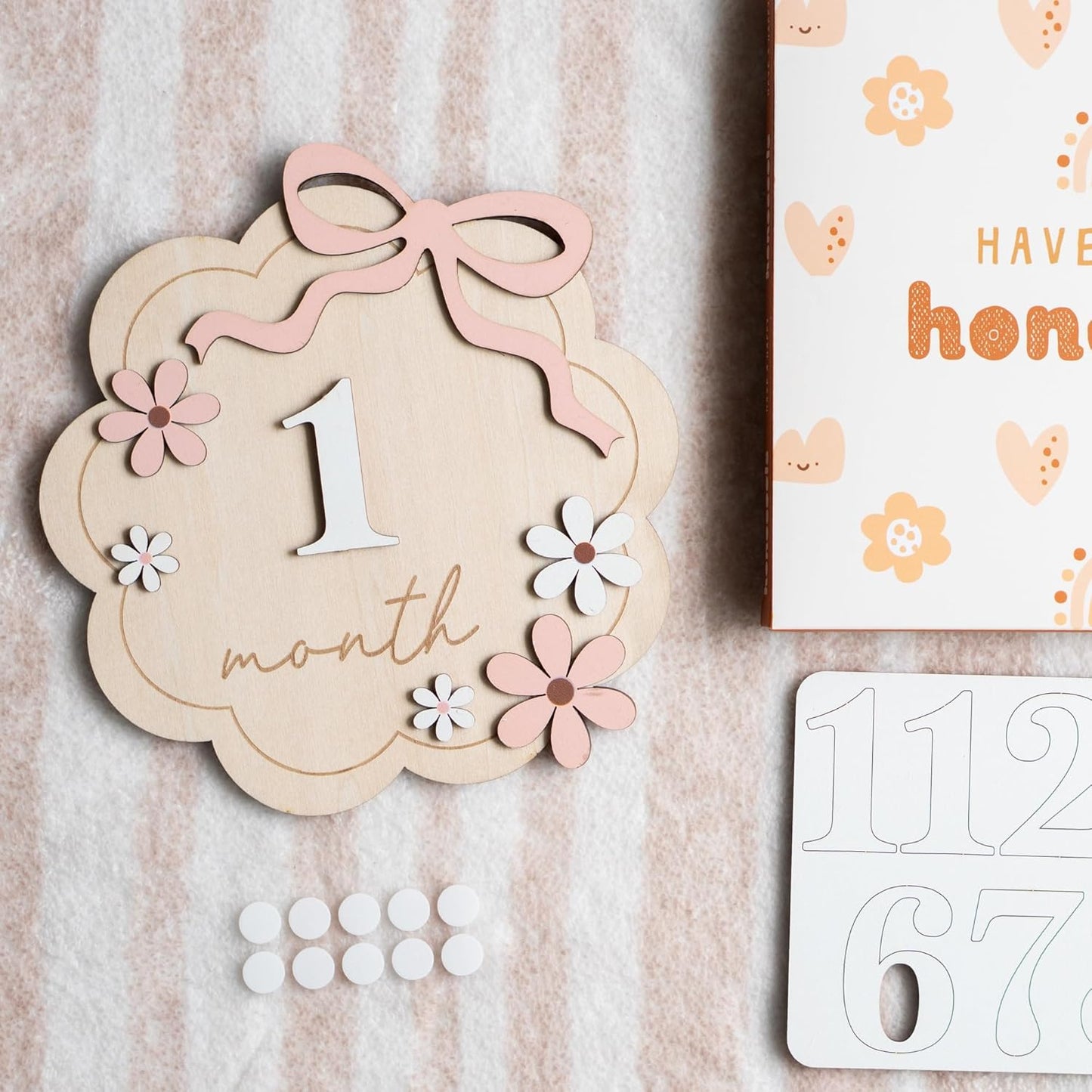 Baby Monthly Milestone Sign,1-12 Monthly Baby Milestone, Month Milestone Baby Girl, Baby Months Milestone, Newborn Photography Props Double-Sided (B11)