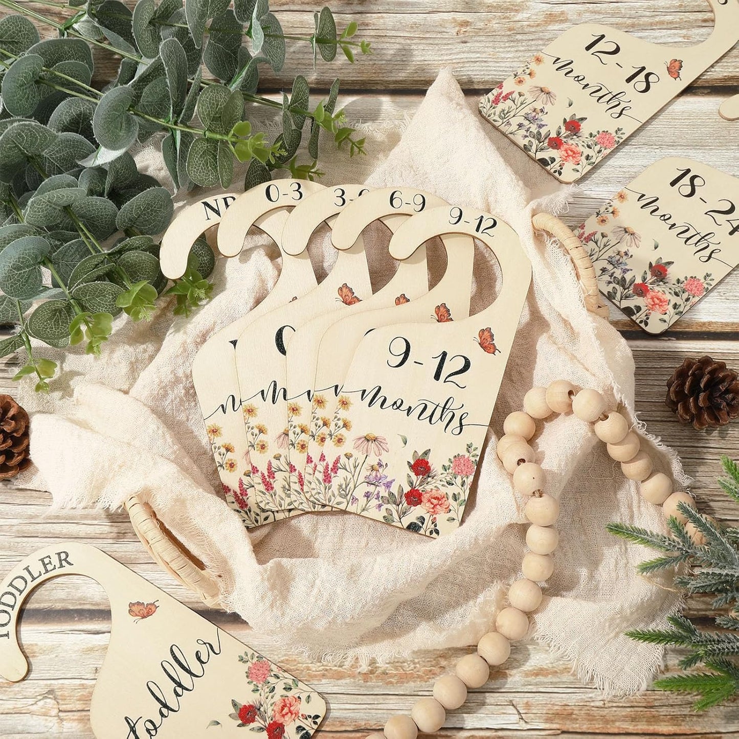Whaline 8Pcs Vintage Wildflower Hanging Wood Baby Closet Size Dividers and Organizer - Newborn to 24 Months - Thicken Wardrobe Organizer for Home Nursery