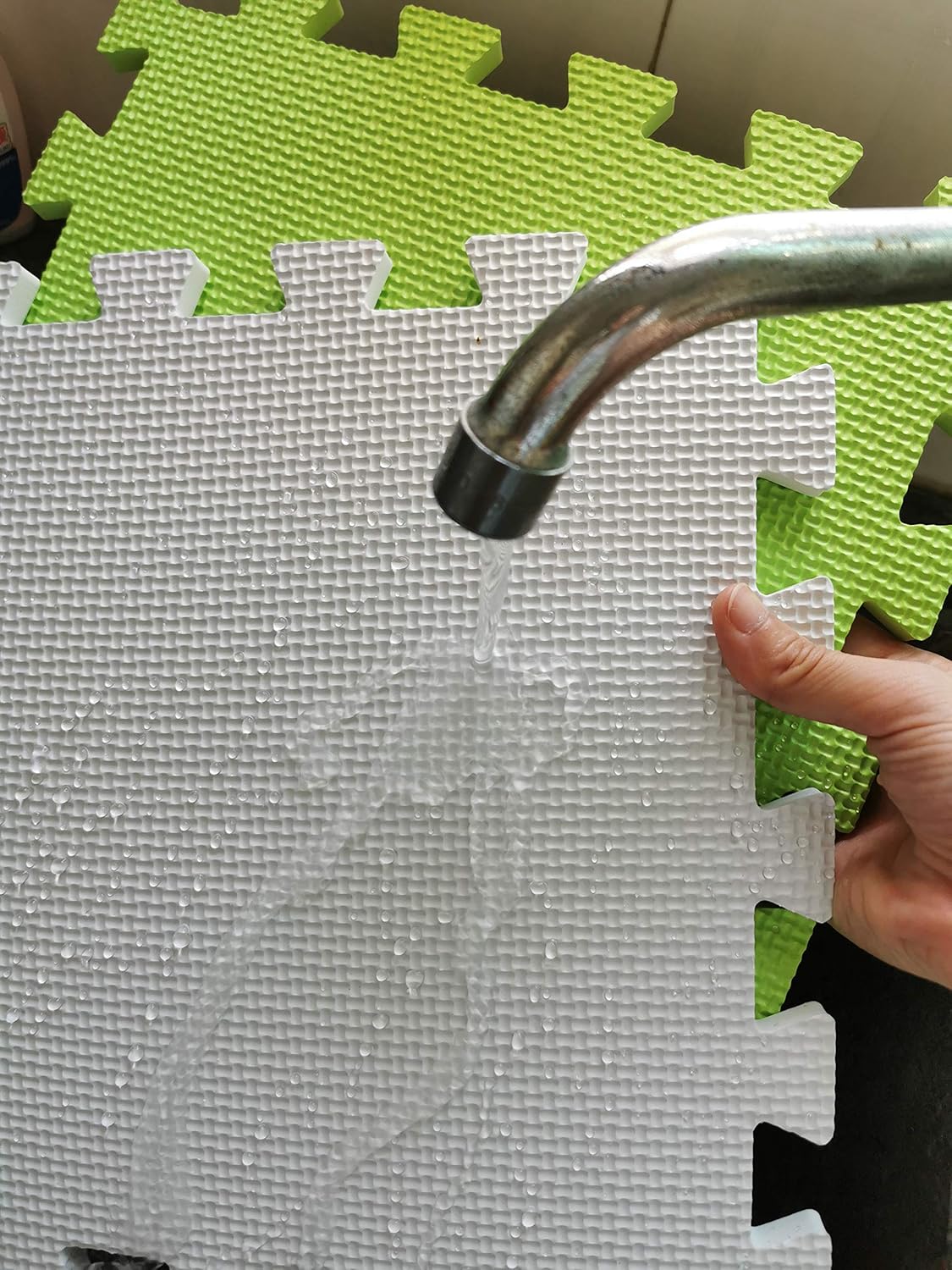 YIMINYUER® 20 Tiles (30cm×30cm×1cm Each Tile) Baby Soft Puzzle Play Mats, Kids Thick EVA Foam Floor, Toddlers & Children's Soft Interlocking Mat R07R12G301020