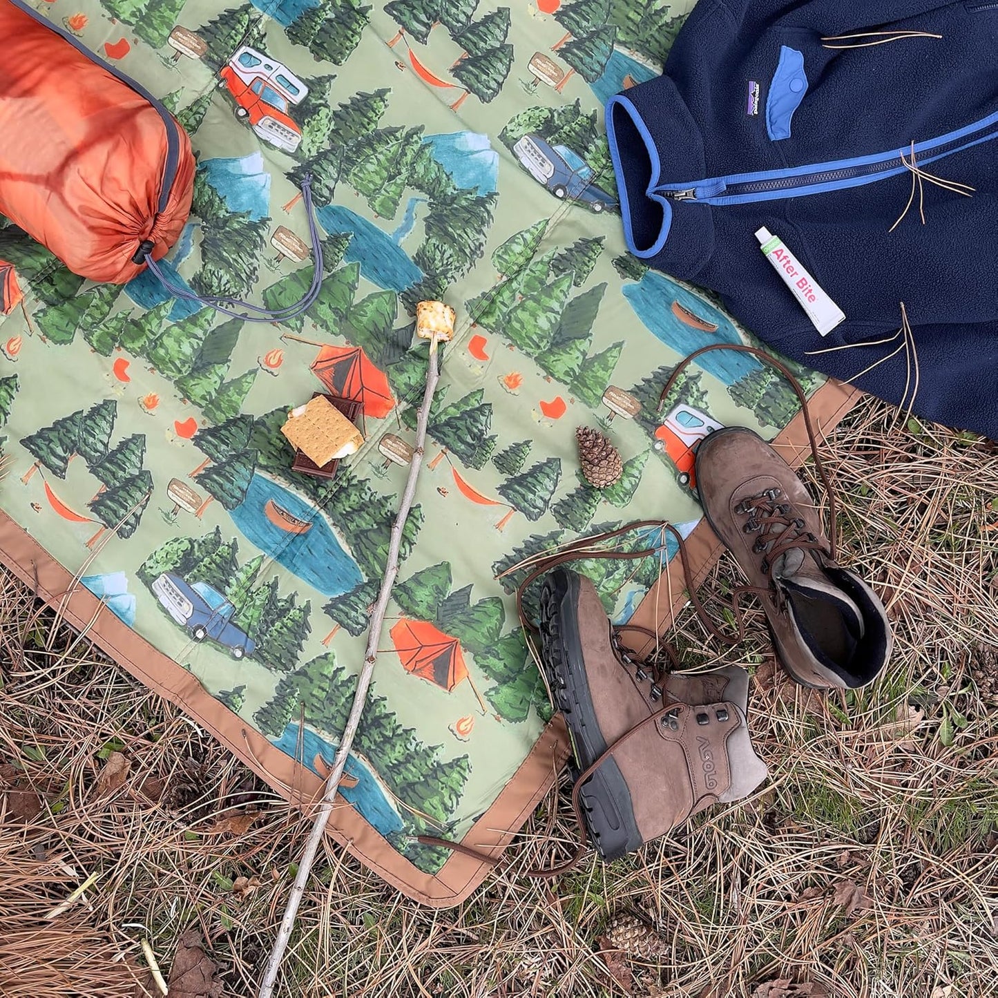 Little Unicorn 5'x7' Outdoor Family Picnic & Beach Blanket | Durable & Water-Resistant Fabric | Compact Fold & Easily Wipes Clean | Zipper Pocket (Camp)